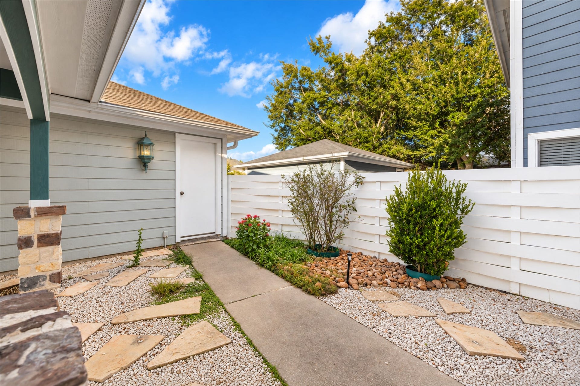 15903 S Alley Court, Houston, TX 77082 15903 S Alley Court, Houston, TX 77082