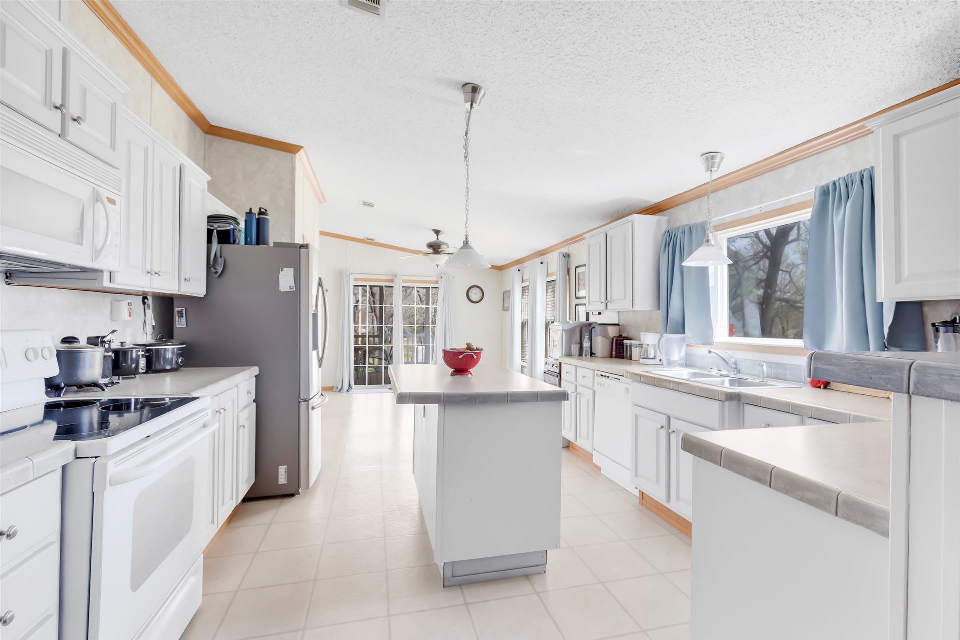 17659 E FM 1097 ROAD, Willis, TX 77378 VIEW OF KITCHEN FROM THE LIVING AREA...