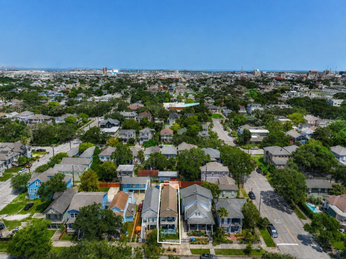 3010 Bernardo De Galvez Avenue, Galveston, TX 77550