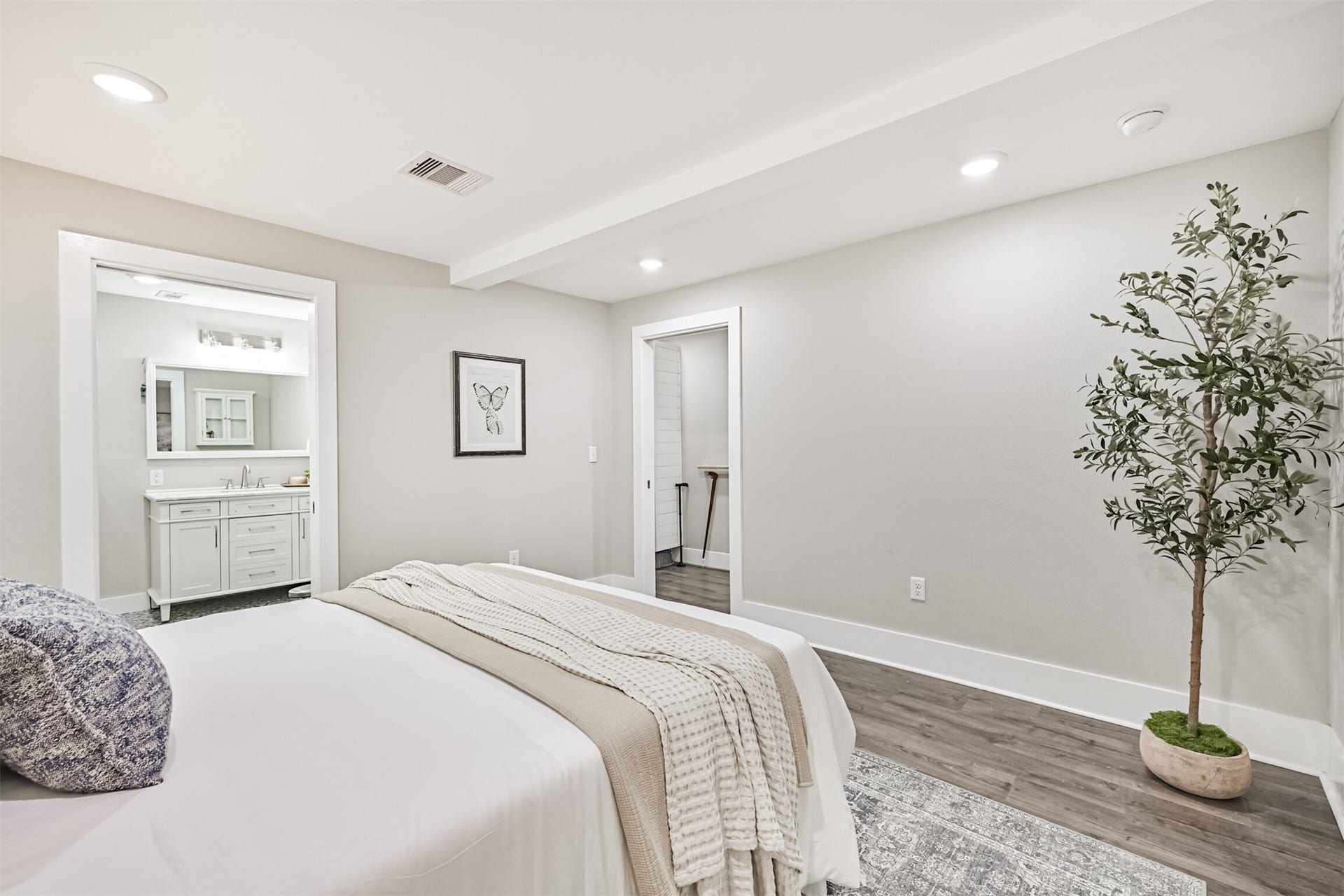 3010 Bernardo De Galvez Avenue, Galveston, TX 77550