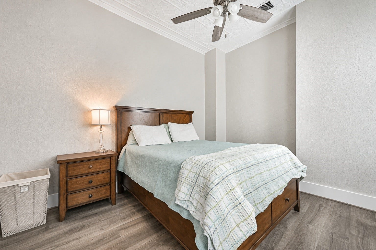 The second upstairs bedroom.