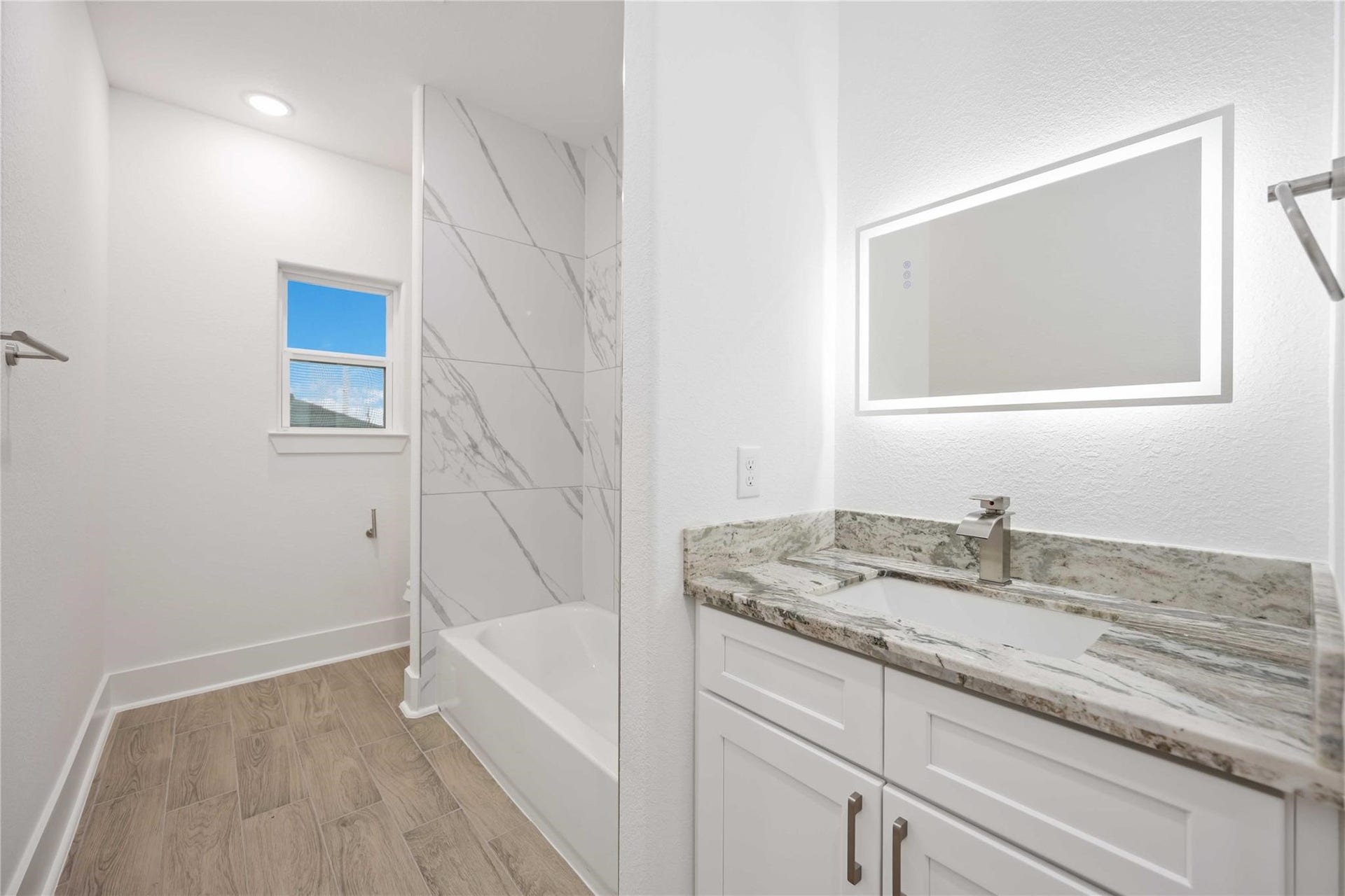 5313 Liberty Road, Houston, TX 77026 5313 Liberty Road, Houston, TX 77026