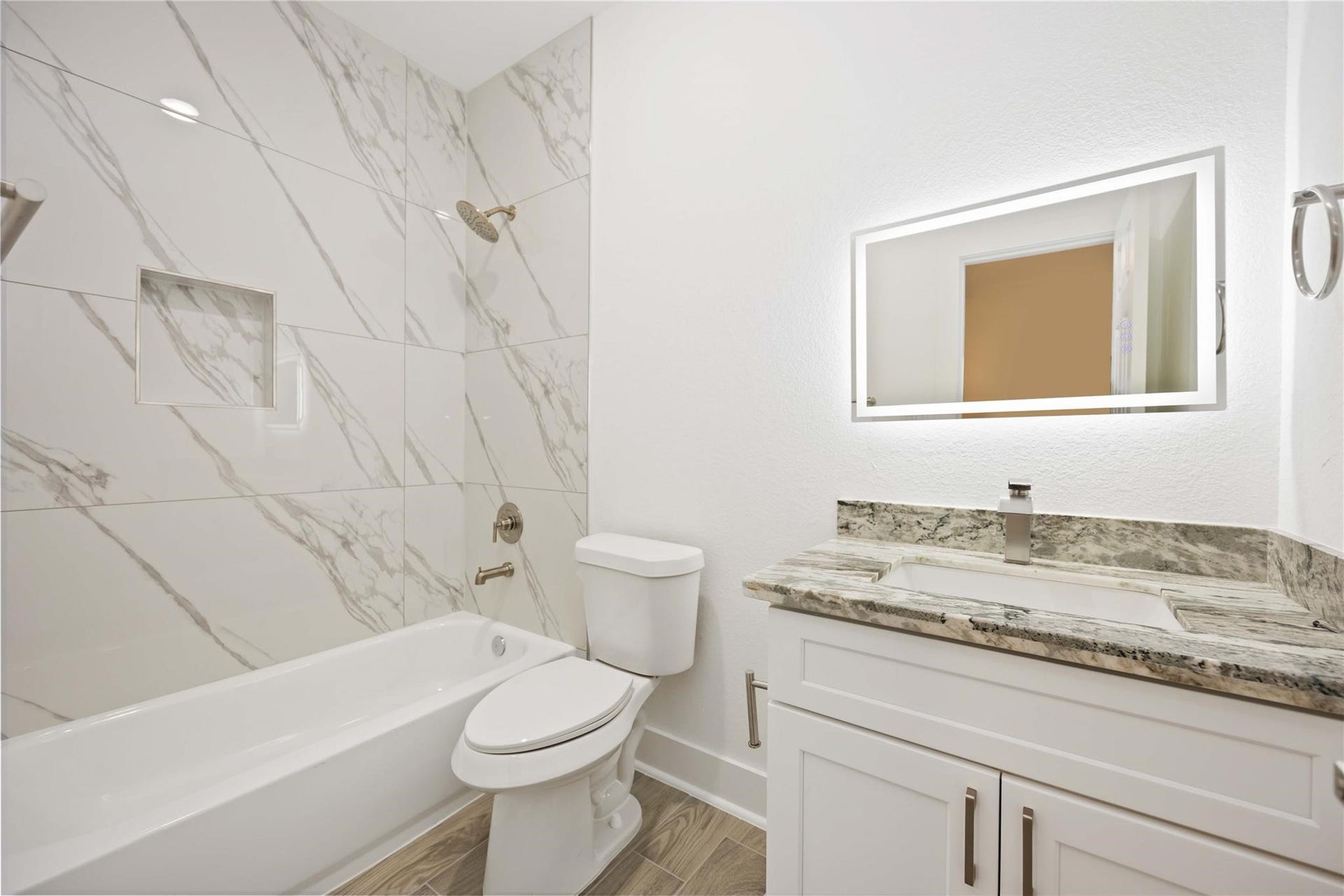 5313 Liberty Road, Houston, TX 77026 5313 Liberty Road, Houston, TX 77026