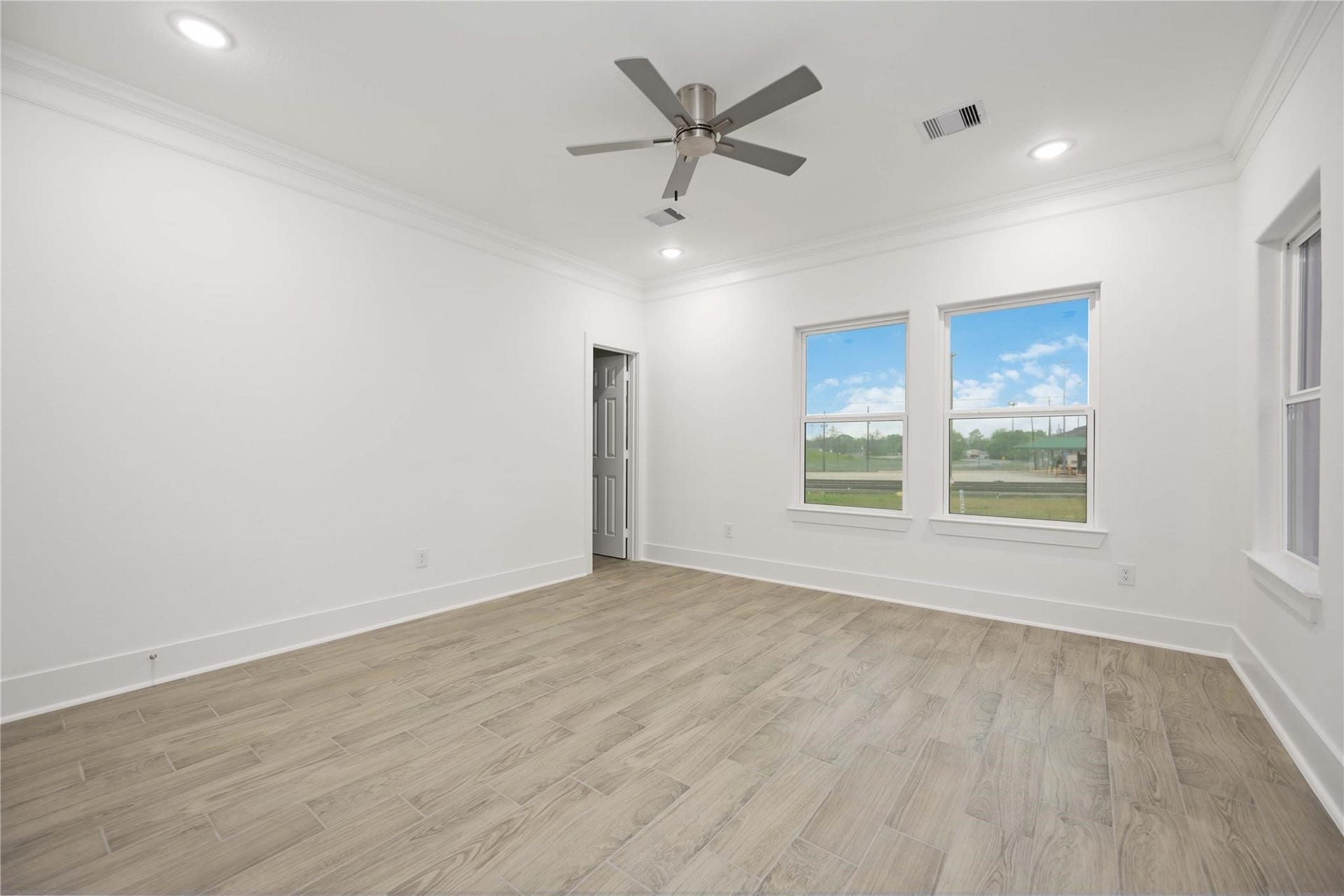 5313 Liberty Road, Houston, TX 77026 5313 Liberty Road, Houston, TX 77026