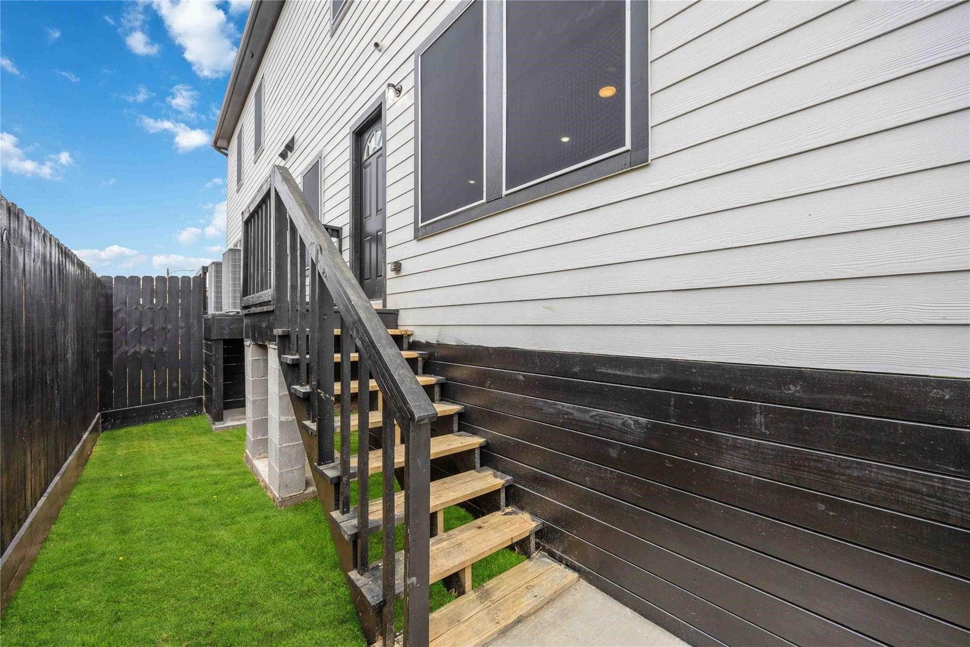 5313 Liberty Road, Houston, TX 77026 5313 Liberty Road, Houston, TX 77026