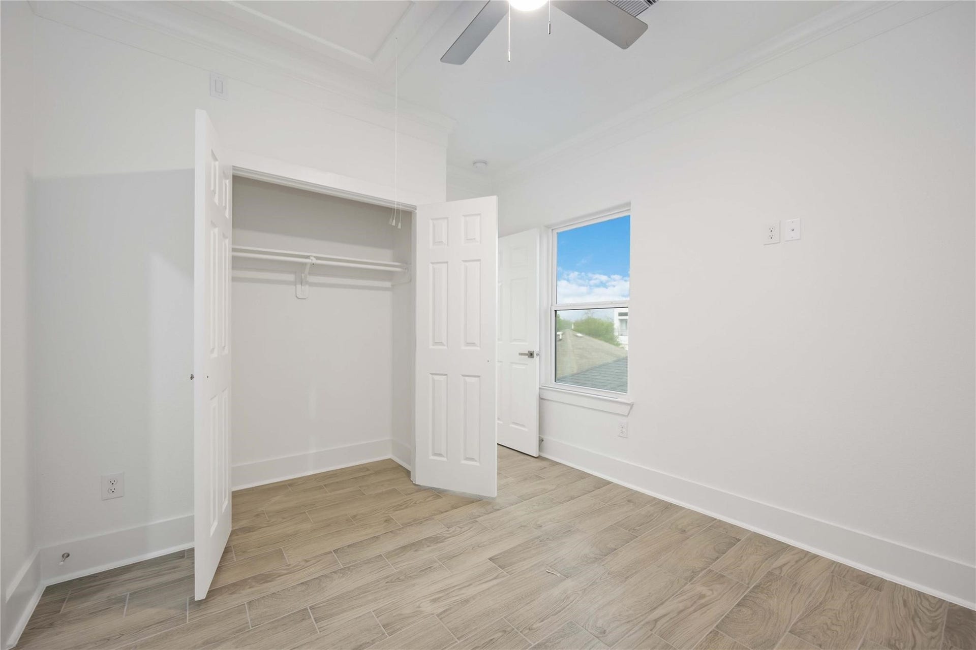 5313 Liberty Road, Houston, TX 77026 5313 Liberty Road, Houston, TX 77026