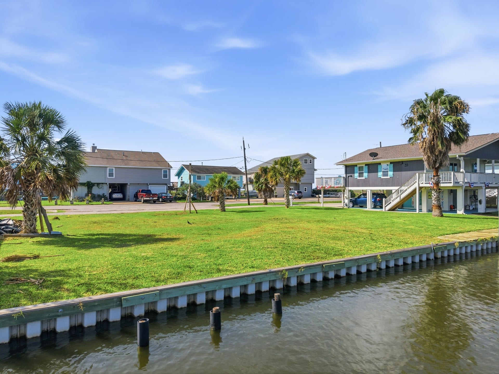 489 Pompano Street, Bayou Vista, TX 77563 489 Pompano Street, Bayou Vista, TX 77563