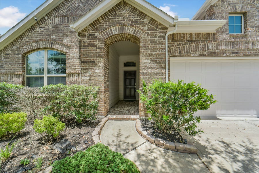 Property photo for 10919 Walts Run Lane, Cypress, TX