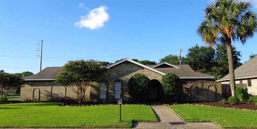 Property photo for 1401 22nd Avenue N, Texas City, TX