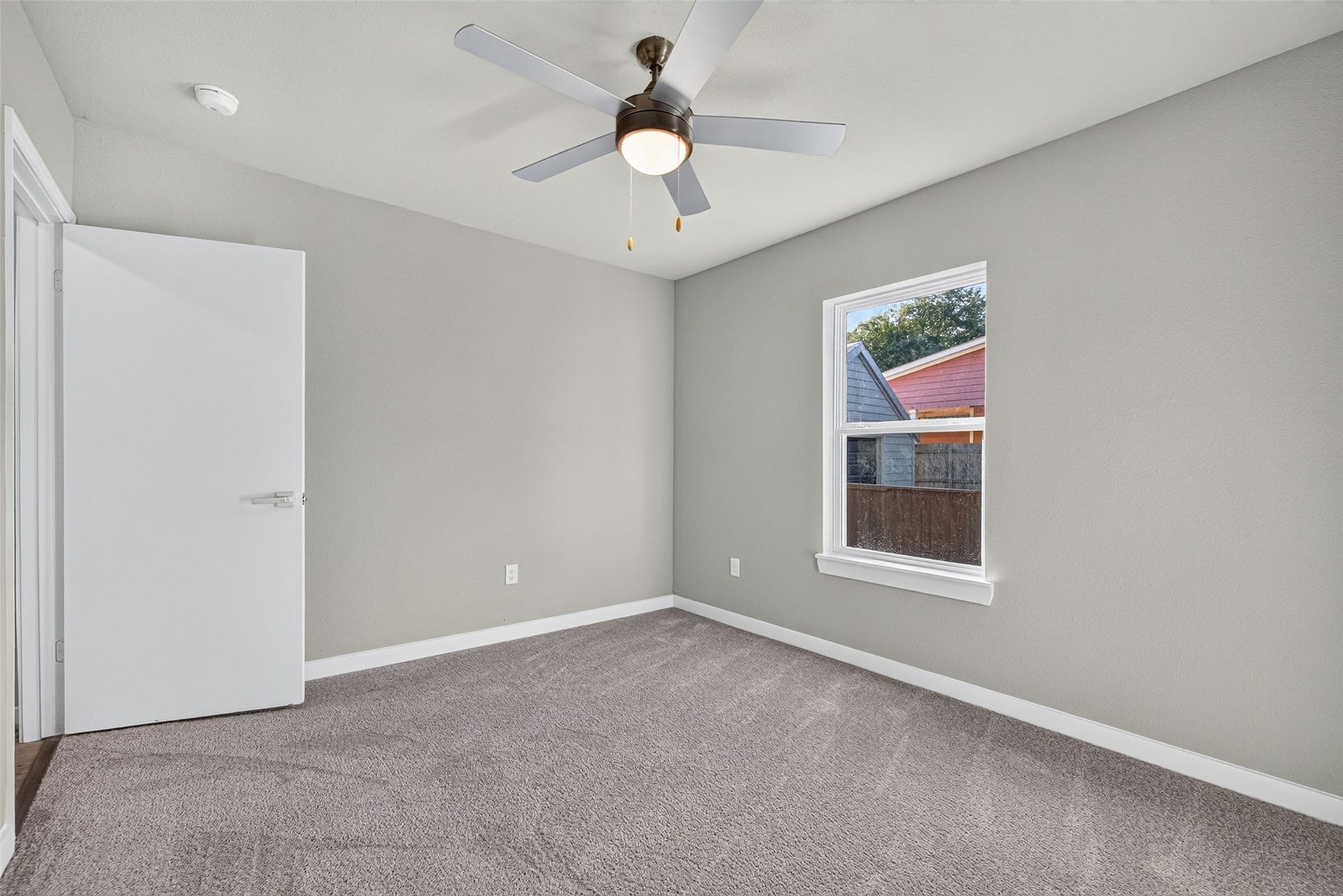 202 Jackson Avenue, Pasadena, TX 77506