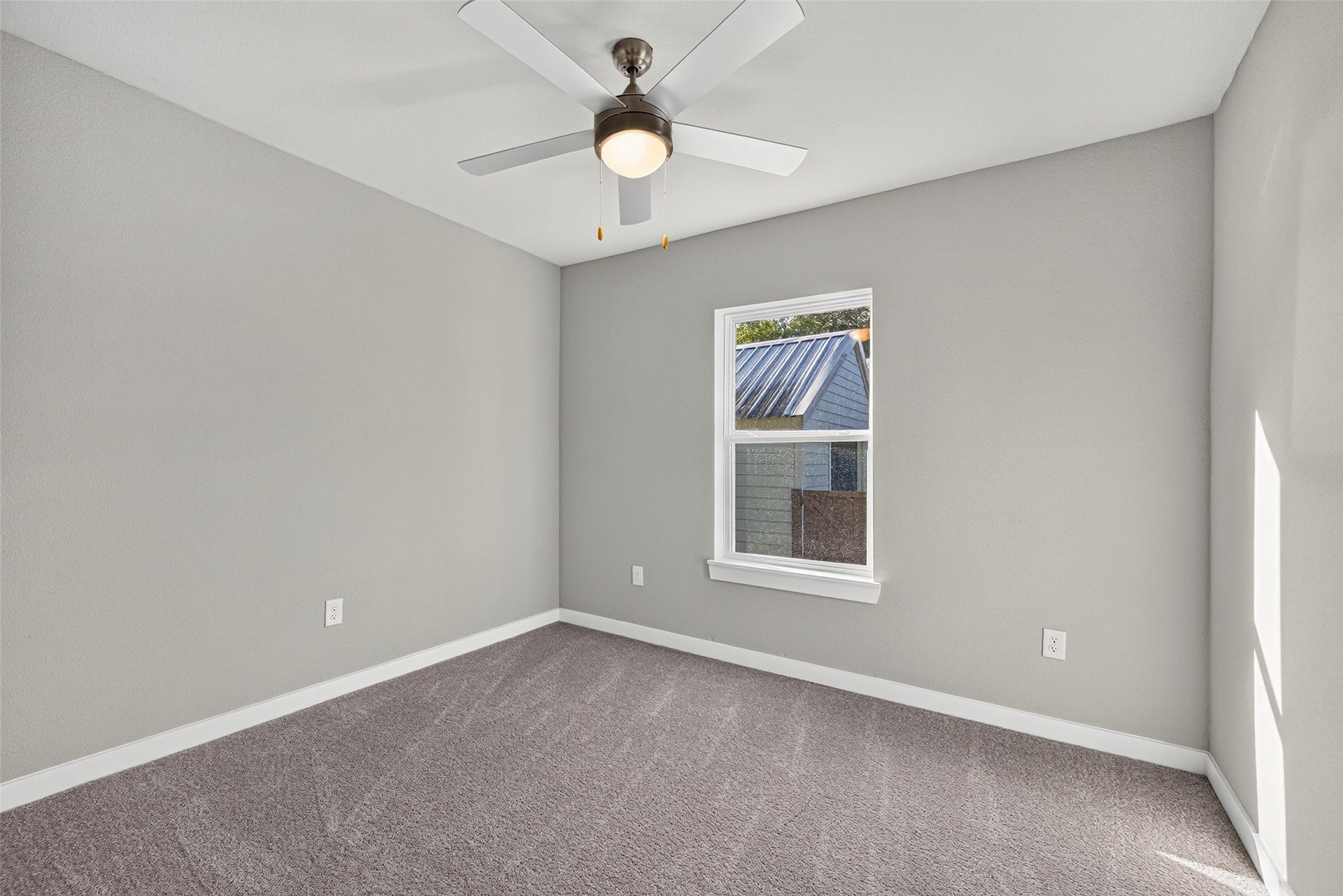 202 Jackson Avenue, Pasadena, TX 77506