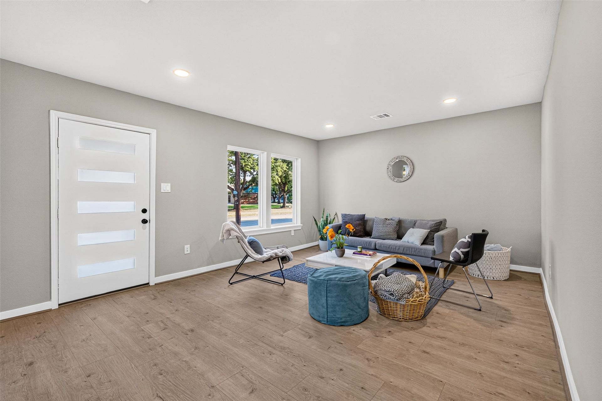 202 Jackson Avenue, Pasadena, TX 77506