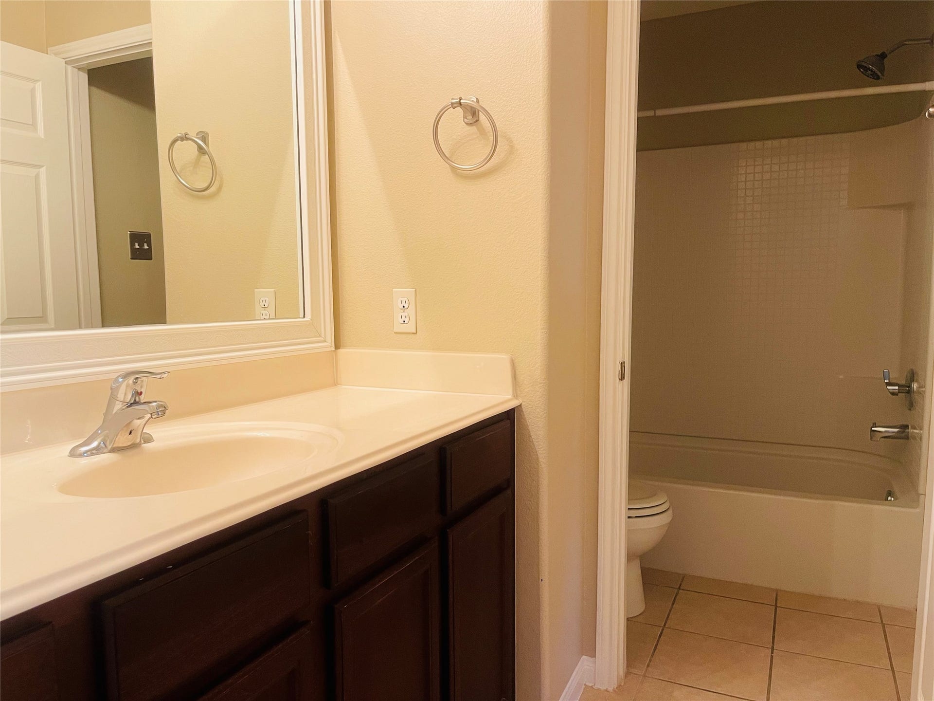 9434 Turquoise Meadow Lane, Rosharon, TX 77583 9434 Turquoise Meadow Lane, Rosharon, TX 77583