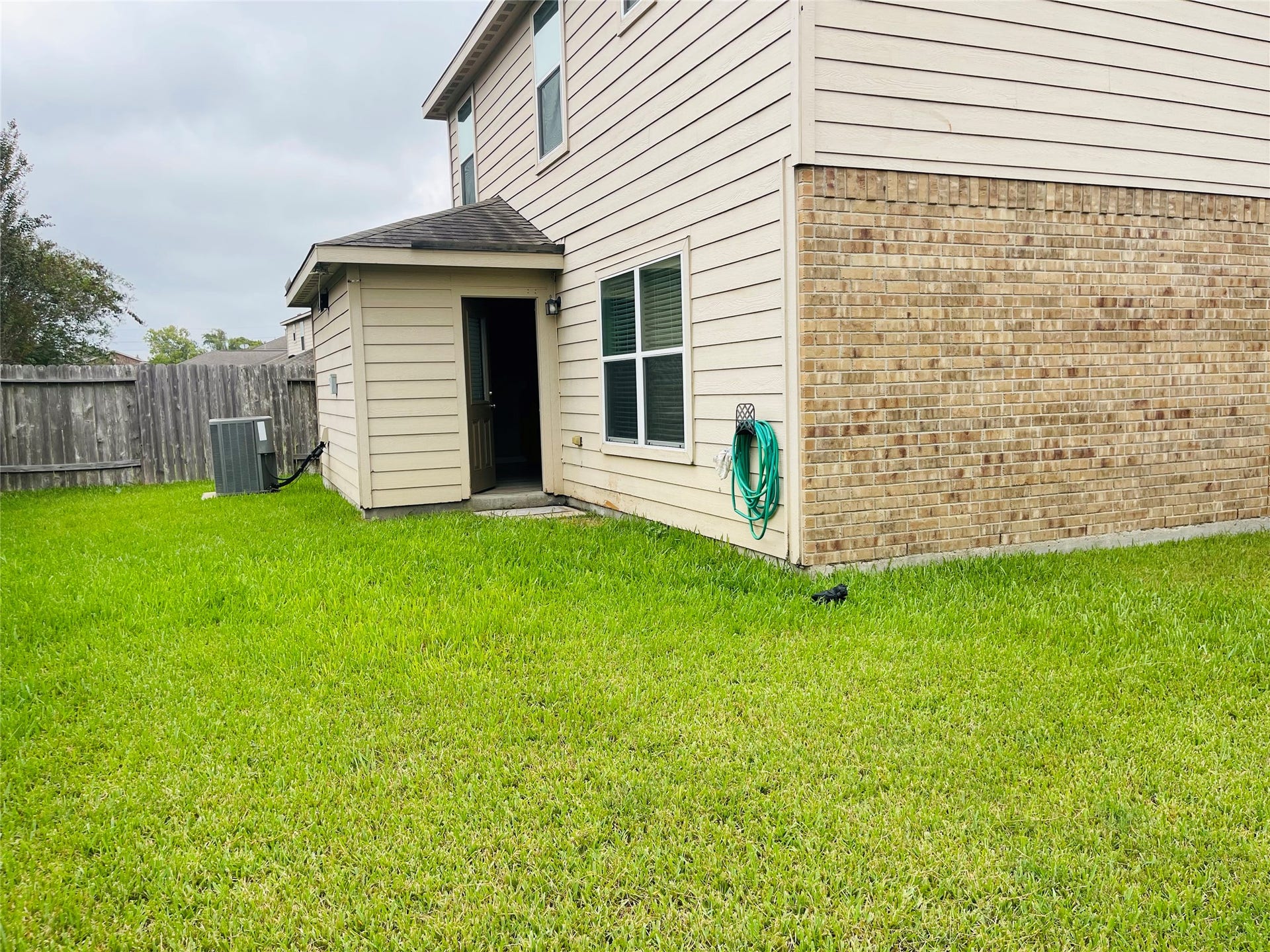 9434 Turquoise Meadow Lane, Rosharon, TX 77583 9434 Turquoise Meadow Lane, Rosharon, TX 77583