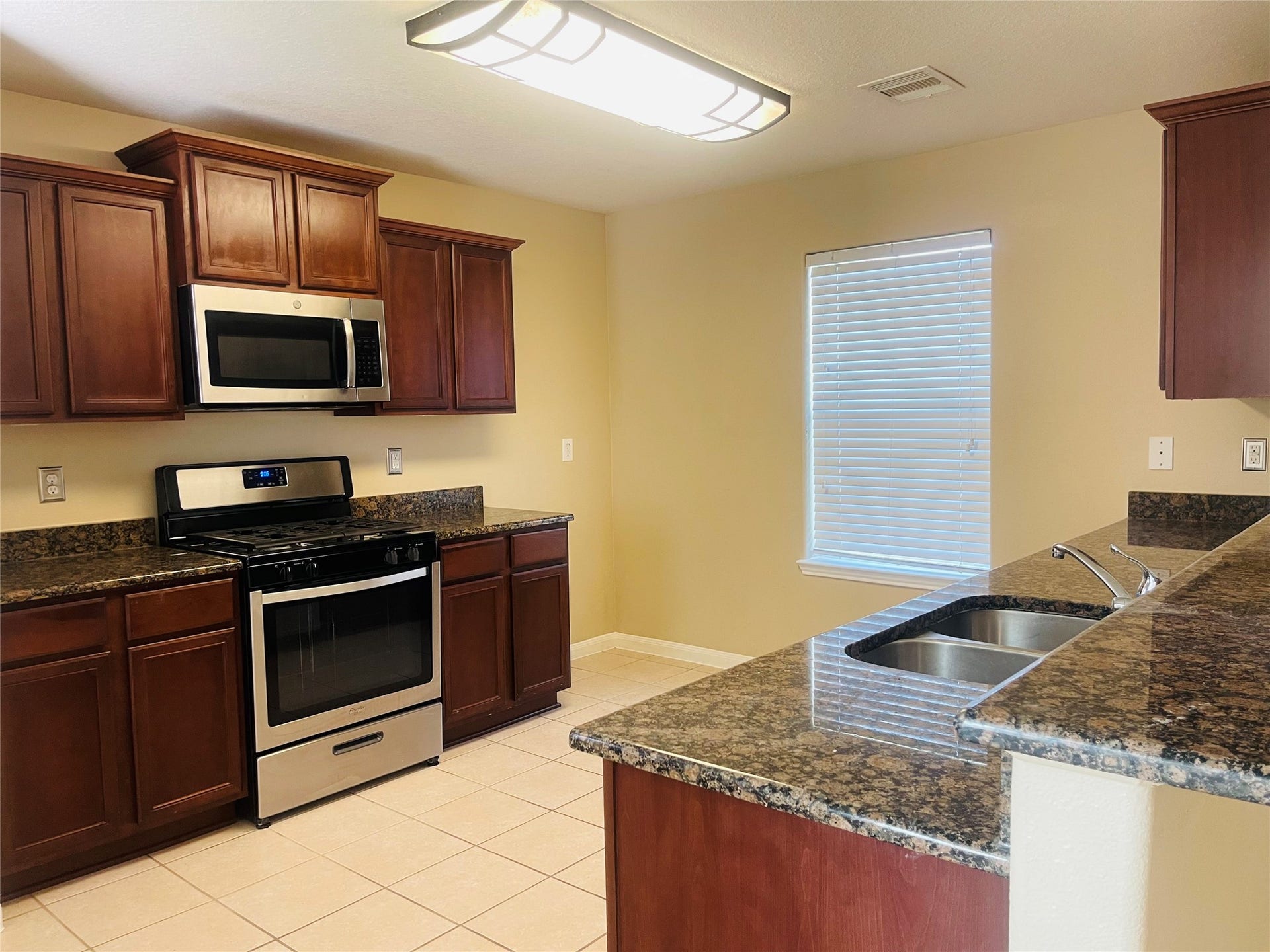 9434 Turquoise Meadow Lane, Rosharon, TX 77583 9434 Turquoise Meadow Lane, Rosharon, TX 77583