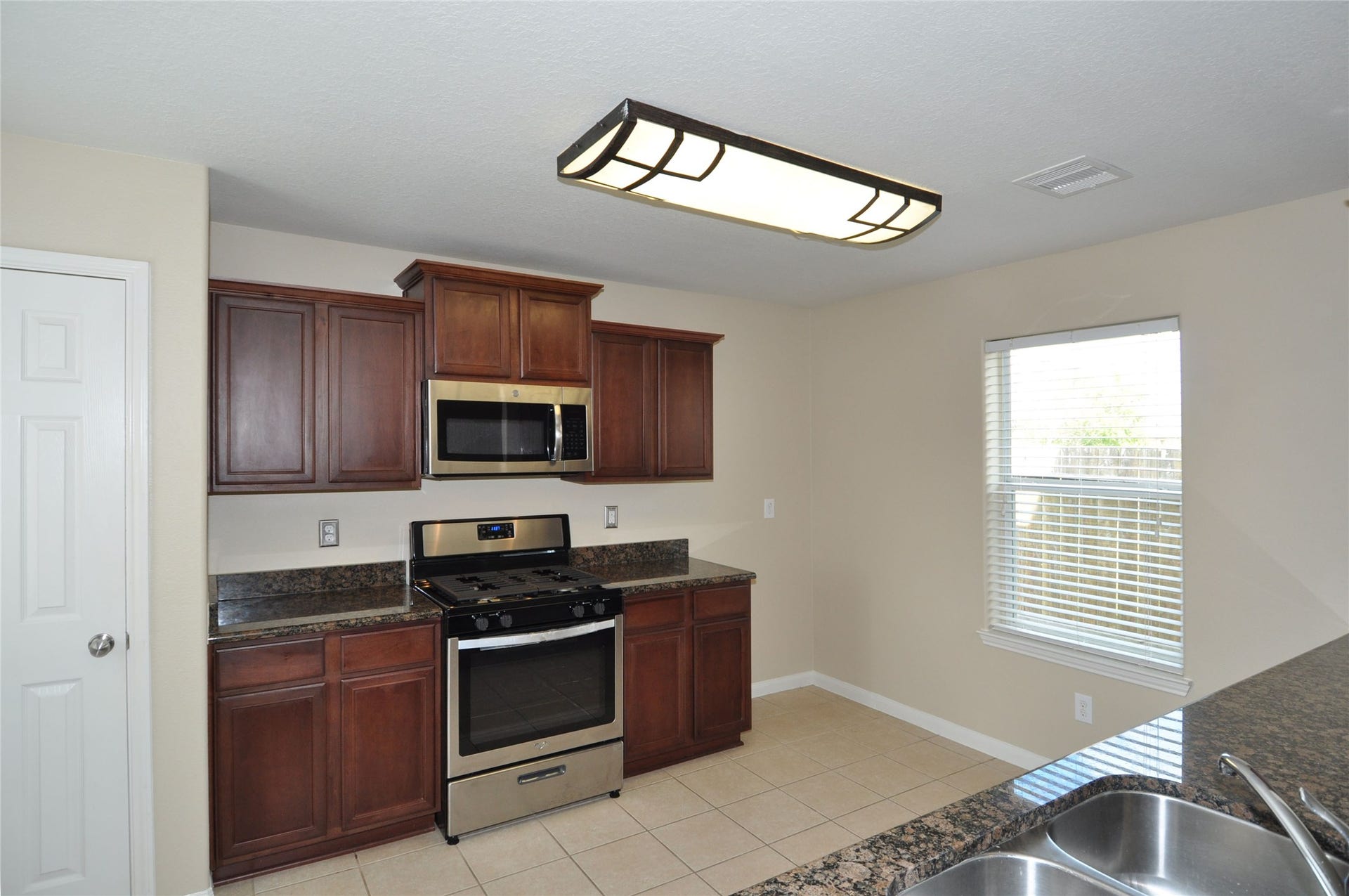 9434 Turquoise Meadow Lane, Rosharon, TX 77583 9434 Turquoise Meadow Lane, Rosharon, TX 77583