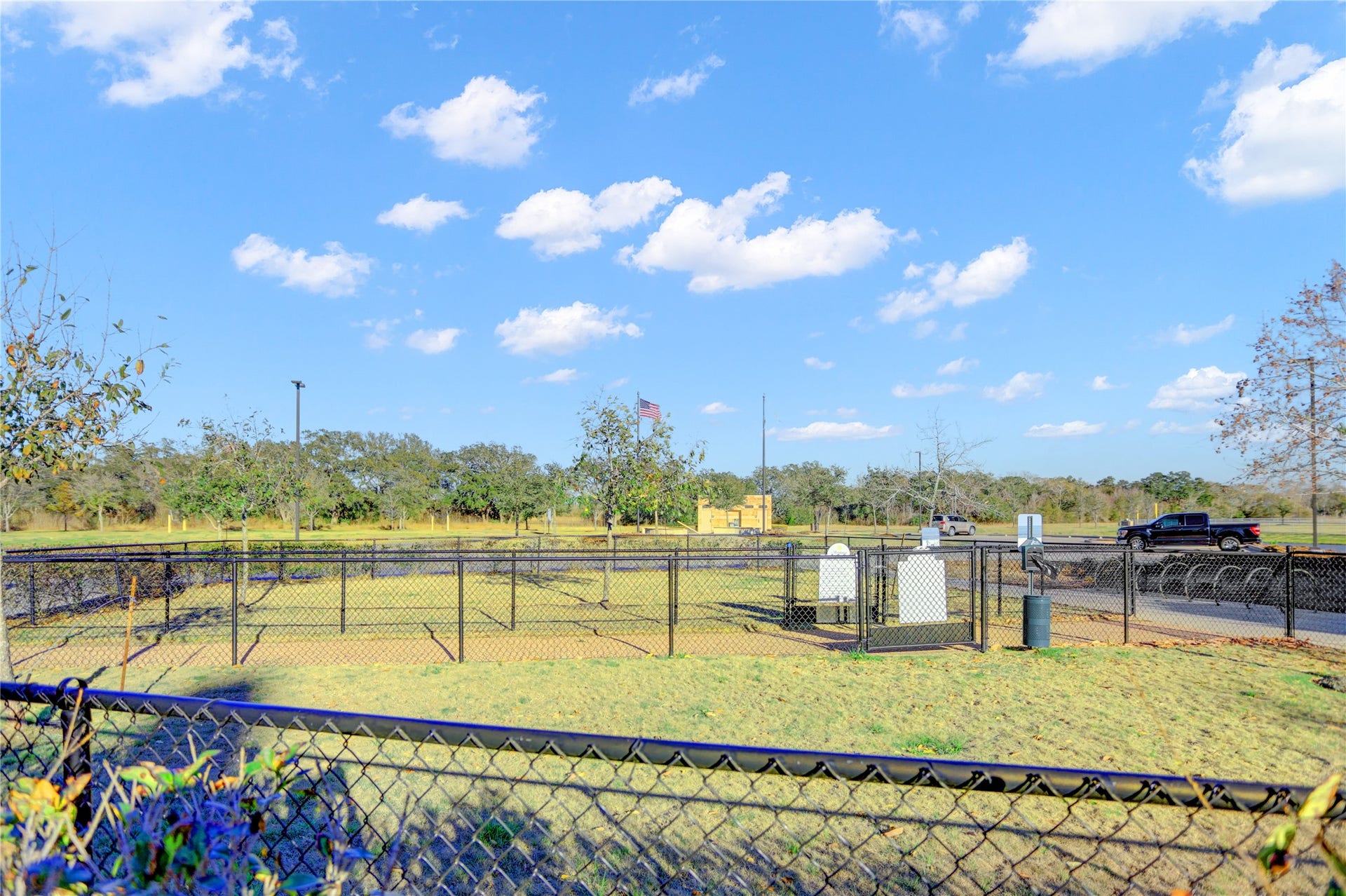 4438 Peloton Road, Iowa Colony, TX 77583 4438 Peloton Road, Iowa Colony, TX 77583