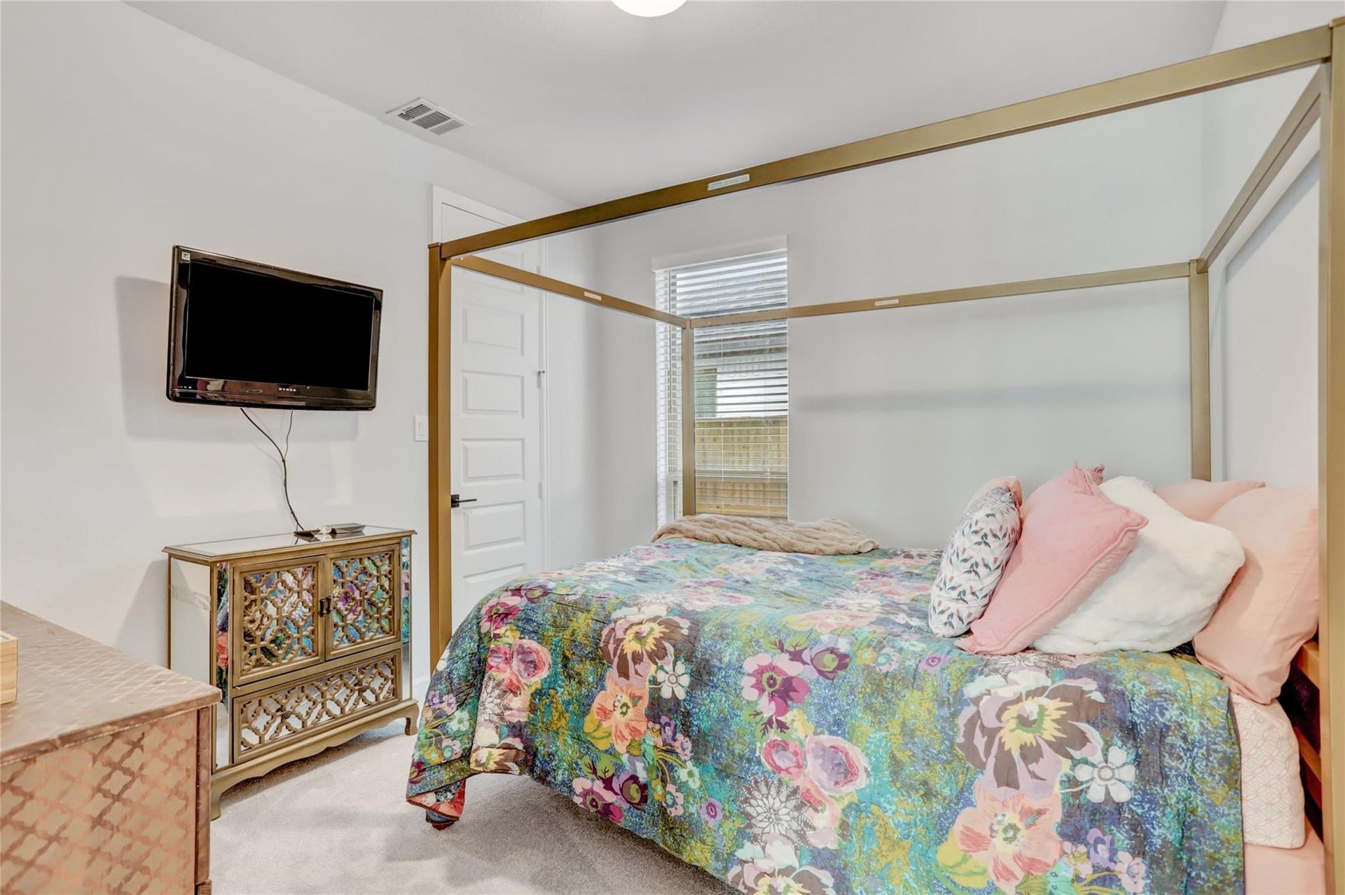 4438 Peloton Road, Iowa Colony, TX 77583 4438 Peloton Road, Iowa Colony, TX 77583