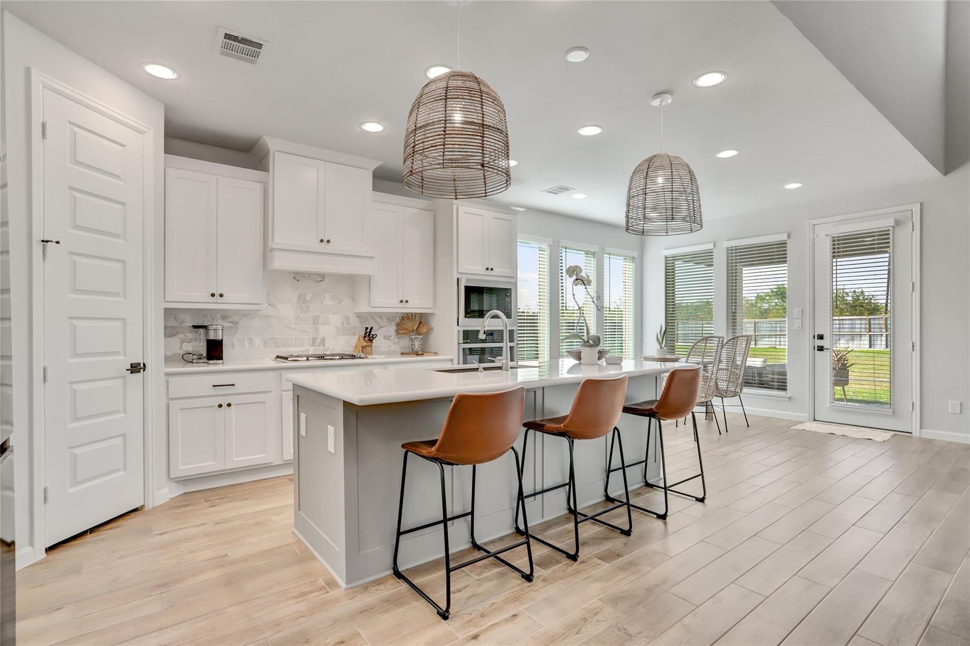 4438 Peloton Road, Iowa Colony, TX 77583 4438 Peloton Road, Iowa Colony, TX 77583