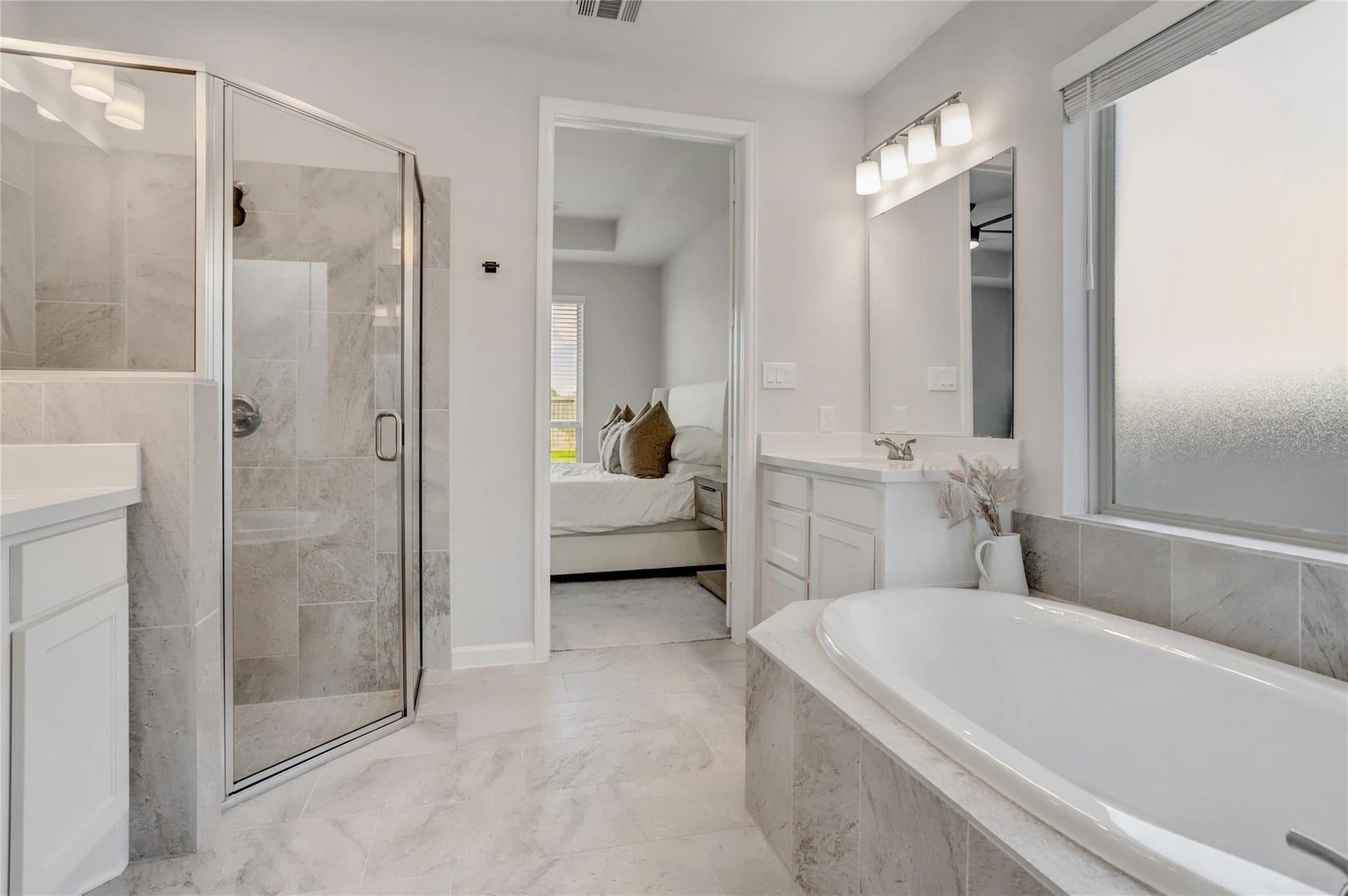 4438 Peloton Road, Iowa Colony, TX 77583 4438 Peloton Road, Iowa Colony, TX 77583