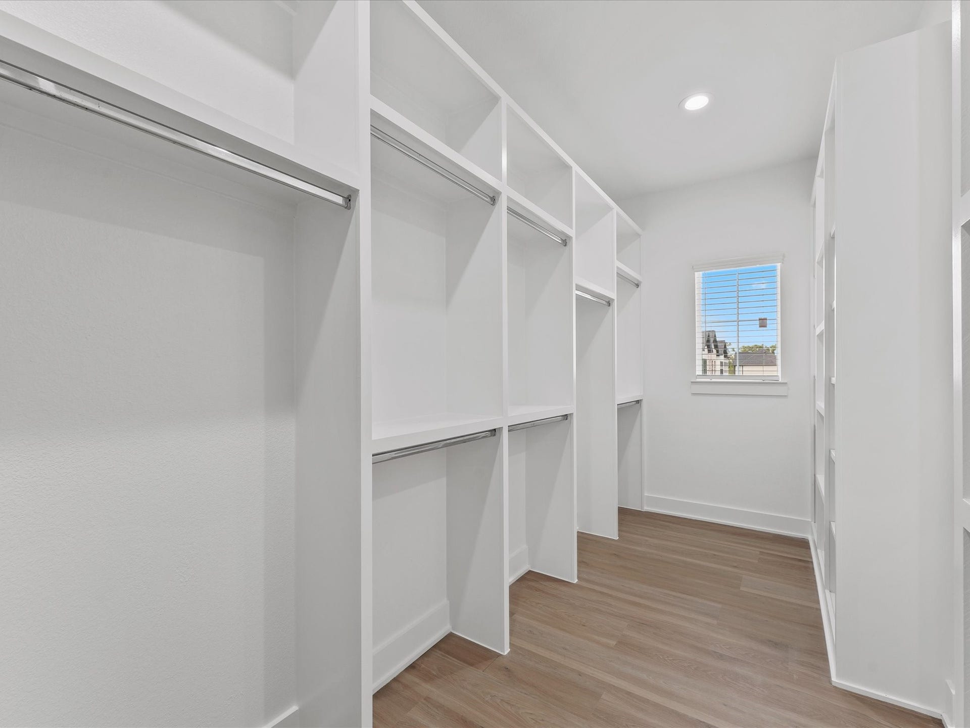 2590 W Tidwell Road, Houston, TX 77091 2590 W Tidwell Road, Houston, TX 77091