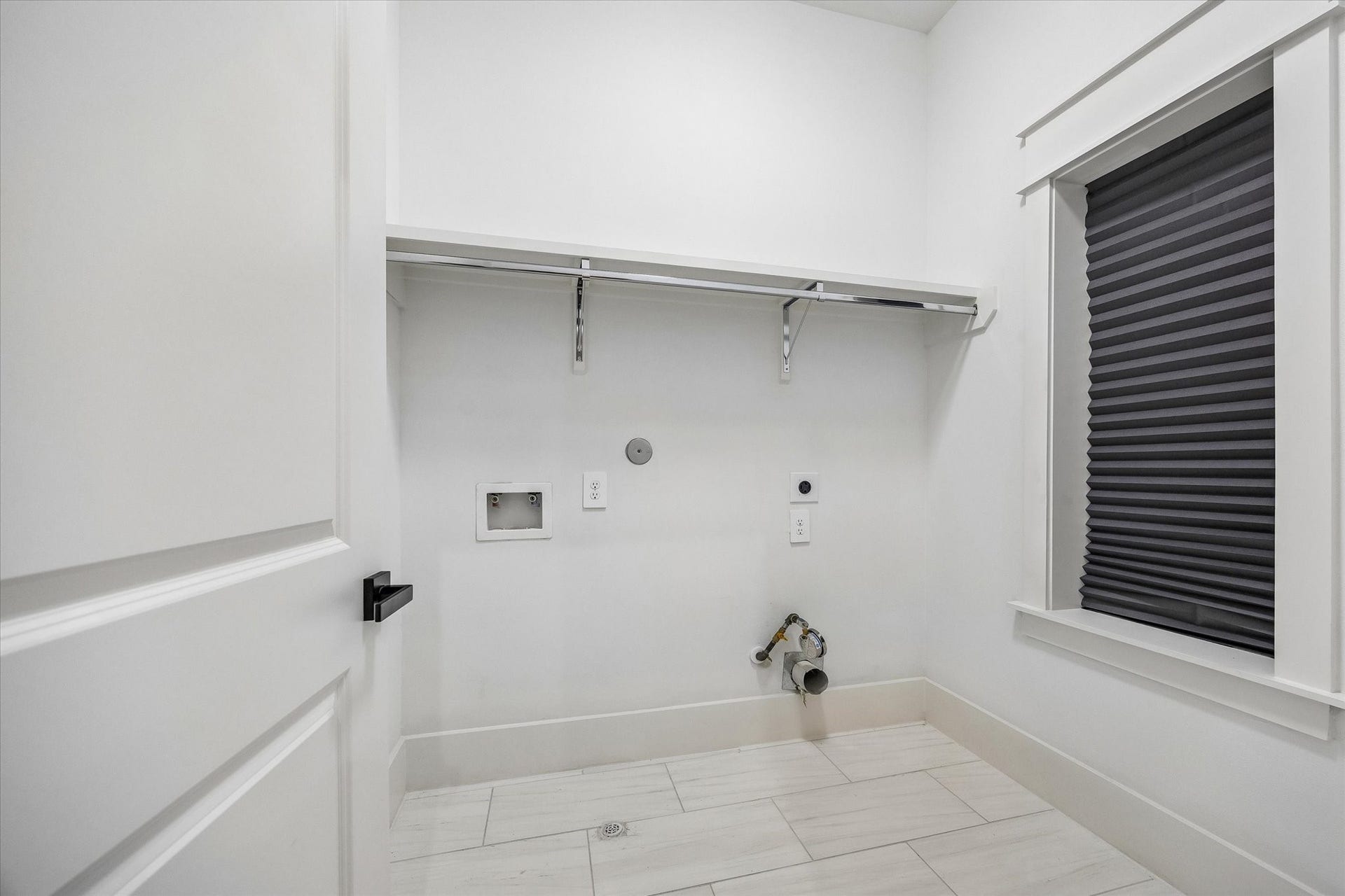 119 E 38th Street, Houston, TX 77018 119 E 38th Street, Houston, TX 77018