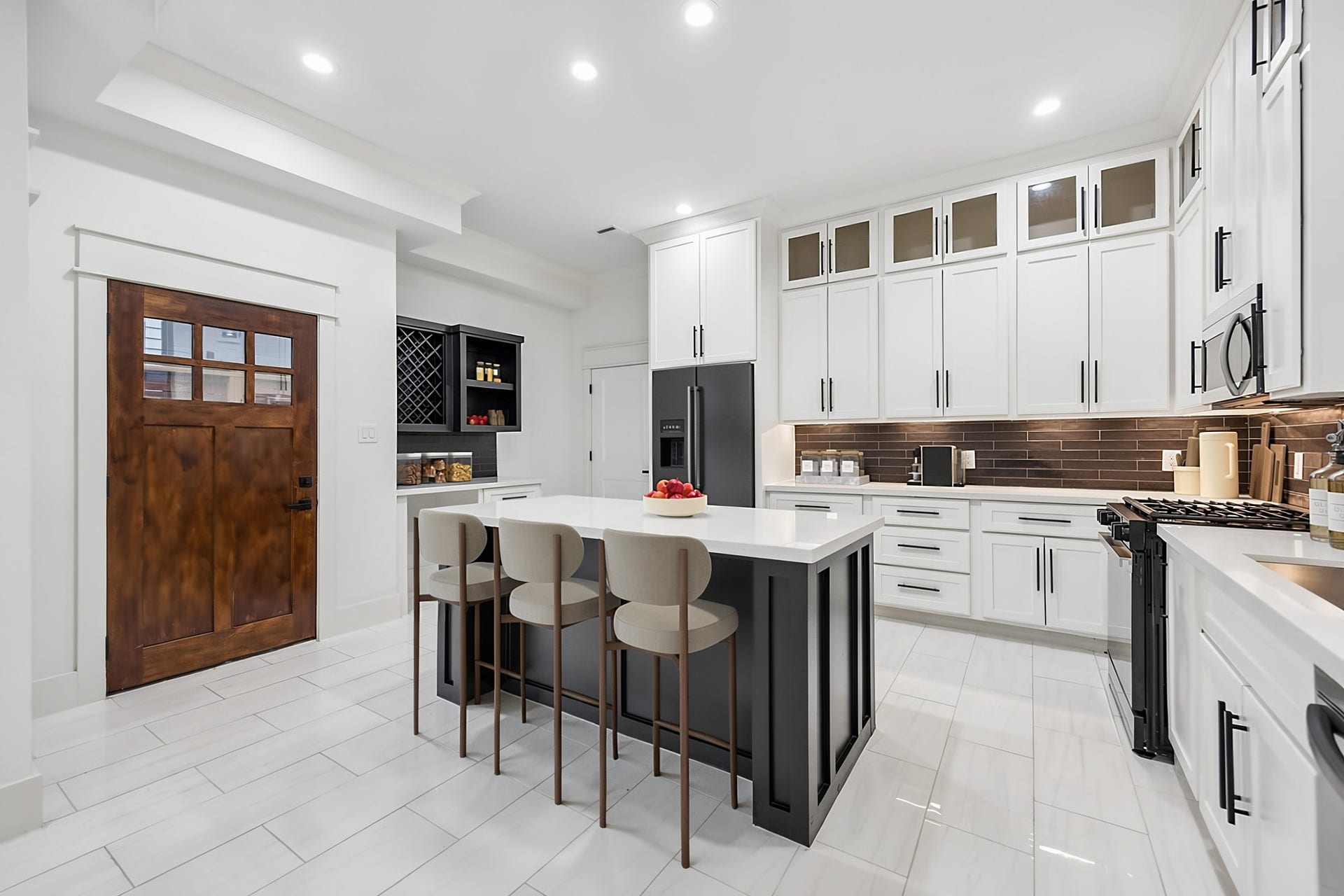 119 E 38th Street, Houston, TX 77018 119 E 38th Street, Houston, TX 77018