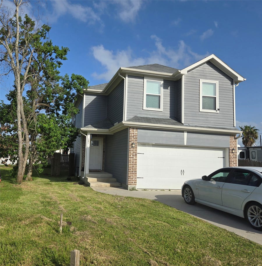 Property photo for 131 Dolphin Harbor N, Baytown, TX