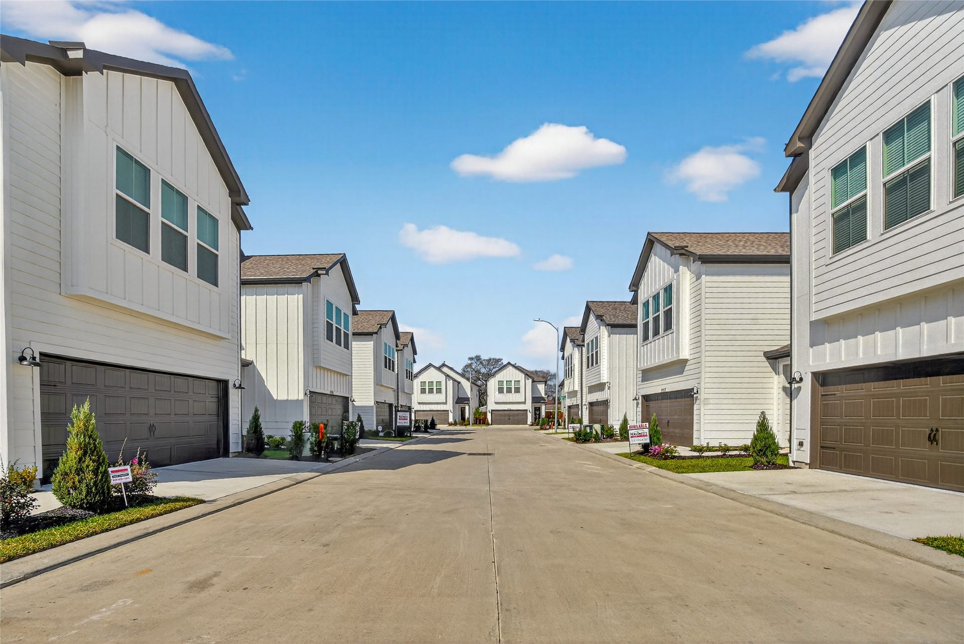 5002 Yesenia Palm Street, Houston, TX 77021 5002 Yesenia Palm Street, Houston, TX 77021