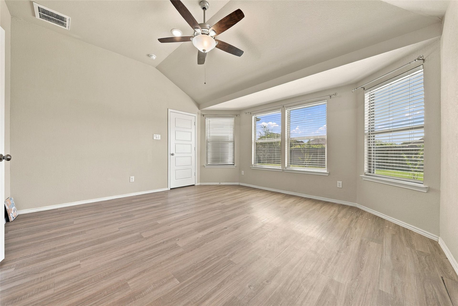 421 Camas Creek Lane, Magnolia, TX 77354