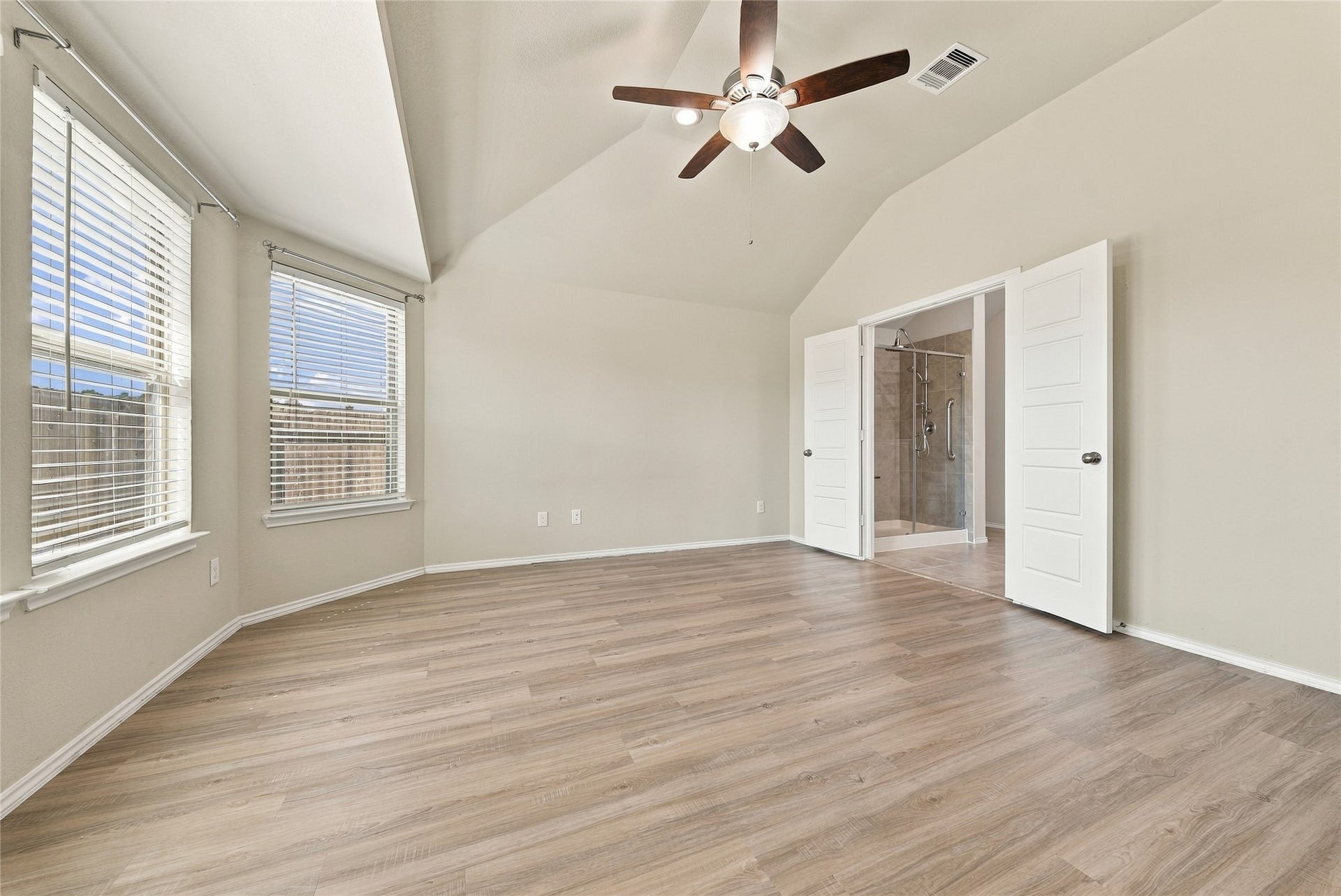 421 Camas Creek Lane, Magnolia, TX 77354