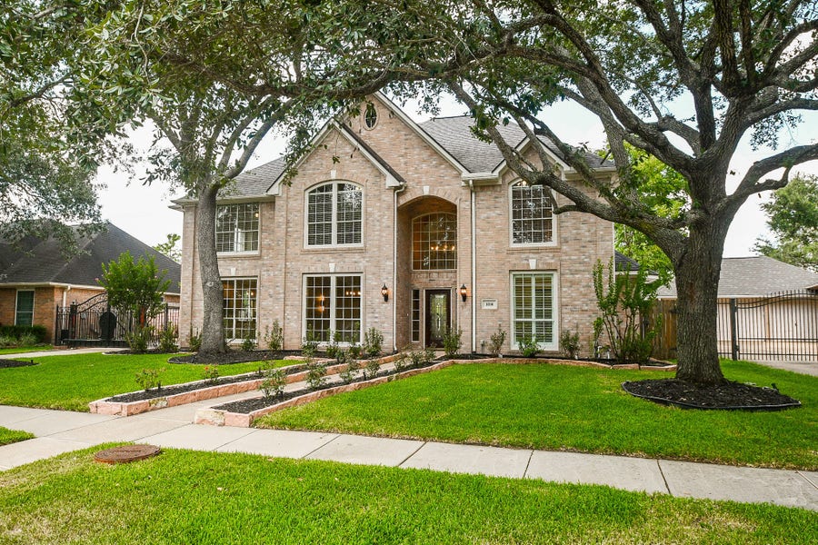 Property photo for 1014 Mahogany Run Drive, Katy, TX
