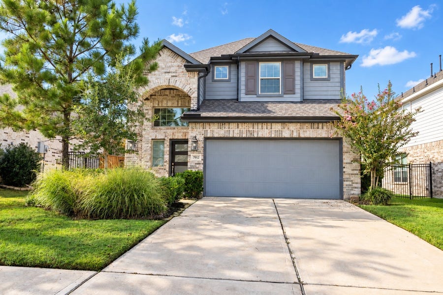 Property photo for 7912 Spring Run Drive, Magnolia, TX