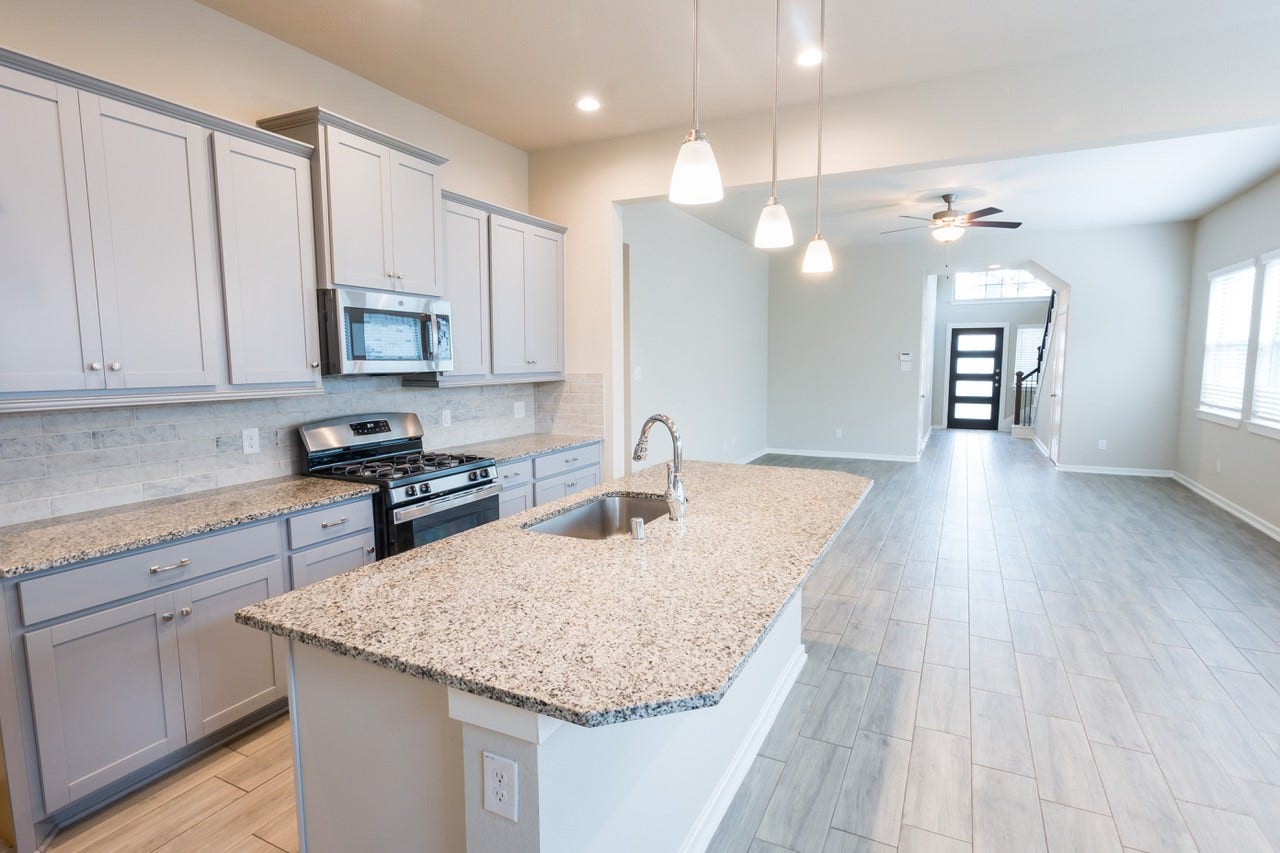 7912 Spring Run Drive, Magnolia, TX 77354 great area for entertaining