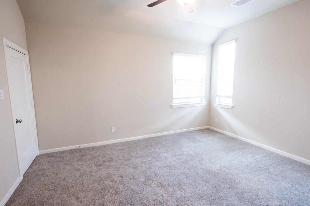 7912 Spring Run Drive, Magnolia, TX 77354 Big Bedroom upstairs.