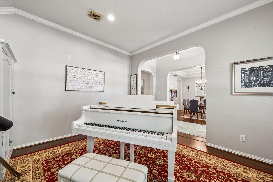 803 Woodcrest Drive, Friendswood, TX 77546 803 Woodcrest Drive, Friendswood, TX 77546