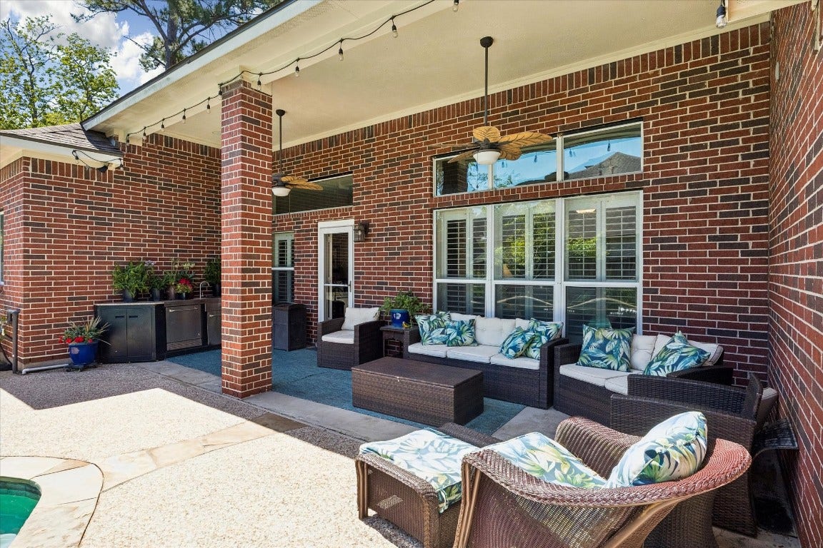 803 Woodcrest Drive, Friendswood, TX 77546 803 Woodcrest Drive, Friendswood, TX 77546