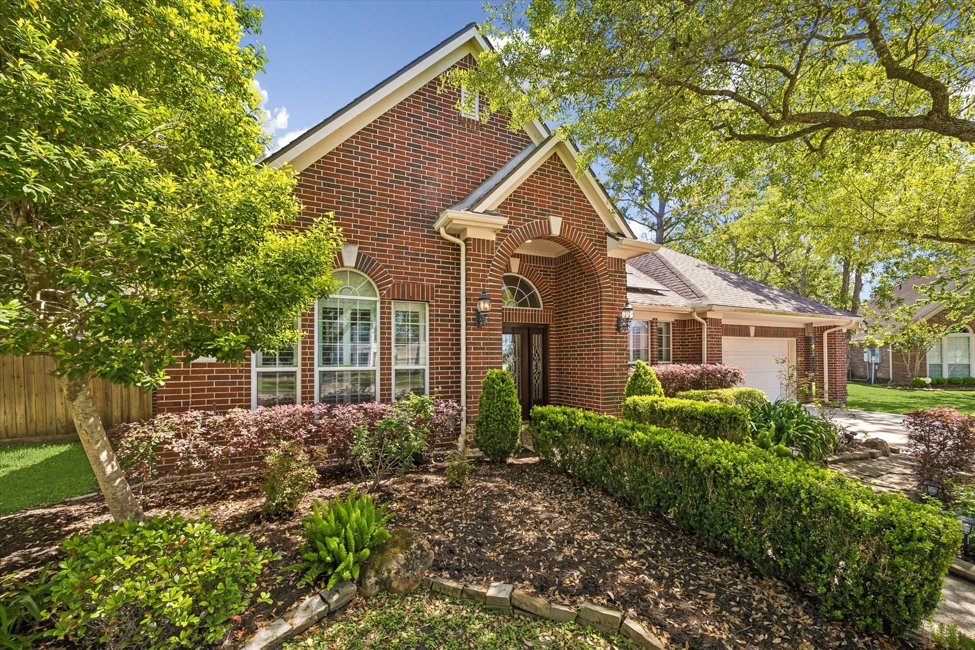 803 Woodcrest Drive, Friendswood, TX 77546 803 Woodcrest Drive, Friendswood, TX 77546