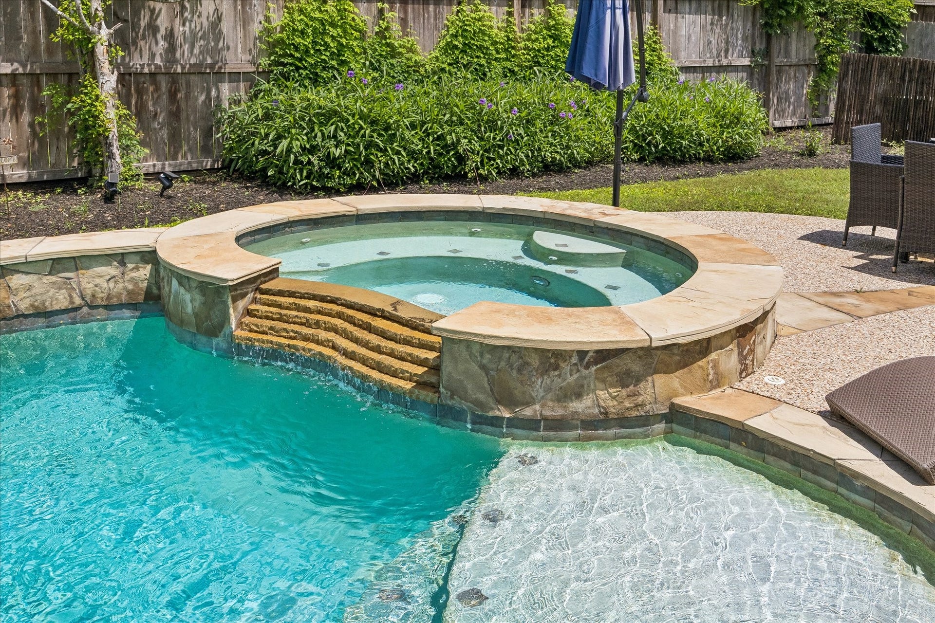 803 Woodcrest Drive, Friendswood, TX 77546 803 Woodcrest Drive, Friendswood, TX 77546