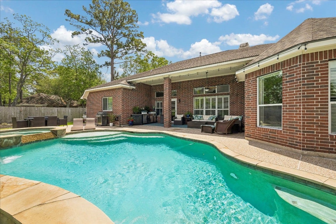 803 Woodcrest Drive, Friendswood, TX 77546 803 Woodcrest Drive, Friendswood, TX 77546