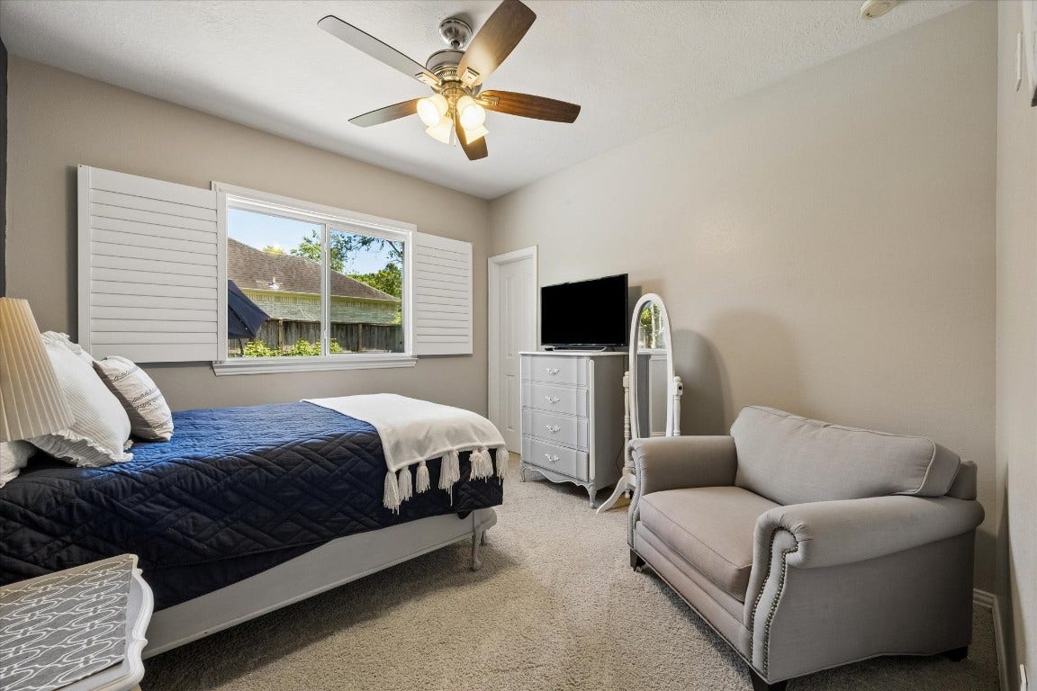 803 Woodcrest Drive, Friendswood, TX 77546 803 Woodcrest Drive, Friendswood, TX 77546