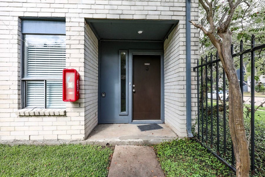 Property photo for 9009 Imogene Street, #E26, Houston, TX
