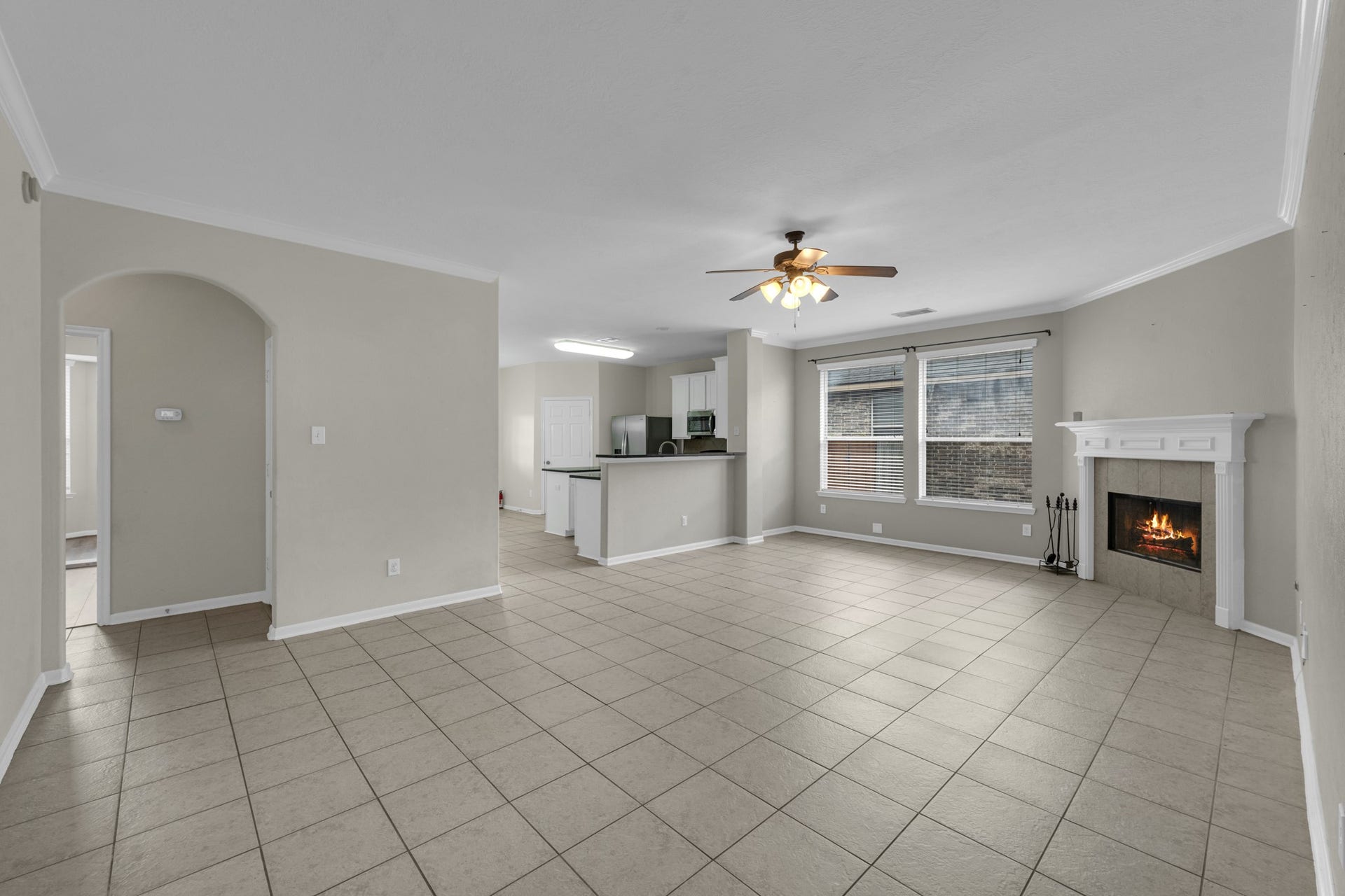 1922 Vale Haven Drive, Spring, TX 77373