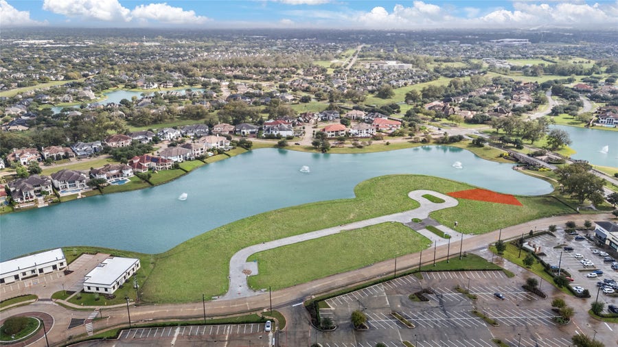 Property photo for 4611 Sunset Circle, Sugar Land, TX