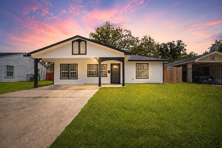 Property photo for 6905 Kassarine Pass, Houston, TX