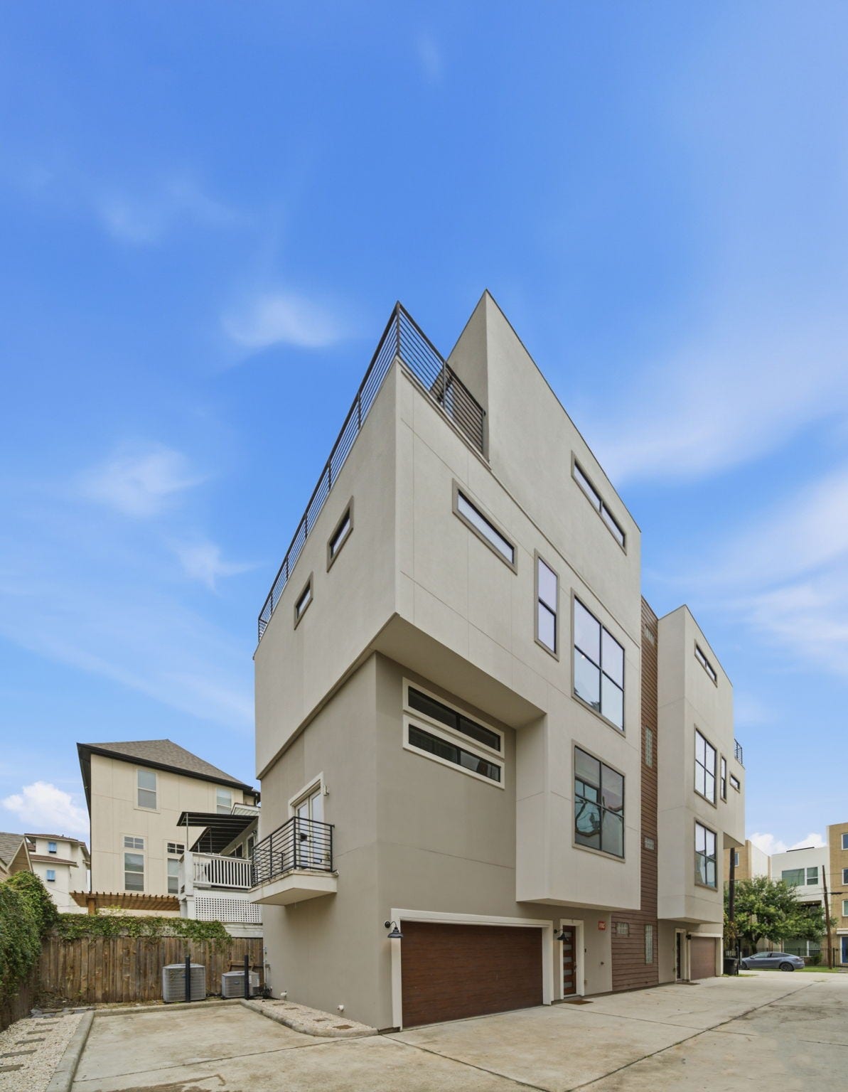 1215 Summer Street, #C, Houston, TX 77007 2-car garage with one ADDITIONAL off-street parking spot solely for your use! (Each home has one additional off-street parking spot!, there are 4 homes in this community)