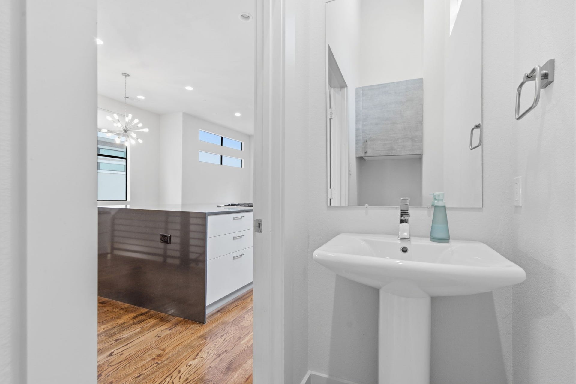 1215 Summer Street, #C, Houston, TX 77007 Half bath on the 2nd floor - tucked away into a corner, but still conveniently close by!