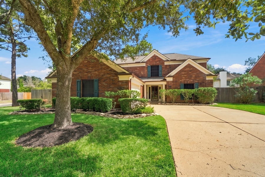 Property photo for 4001 Hazelwood Drive, Pearland, TX