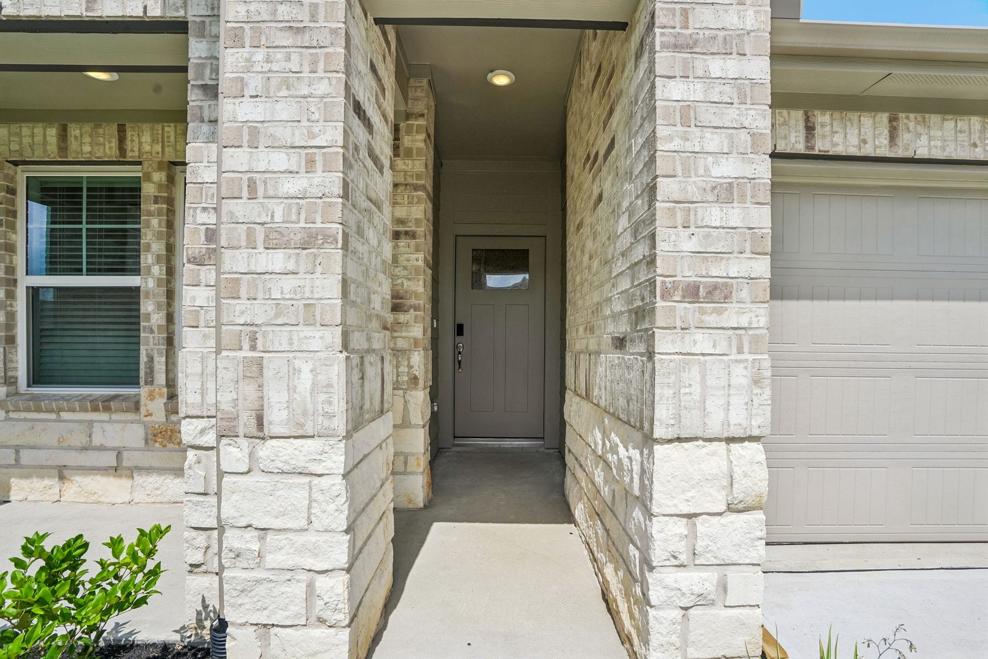 31029 De La Guerra Street, Huffman, TX 77336 31029 De La Guerra Street, Huffman, TX 77336