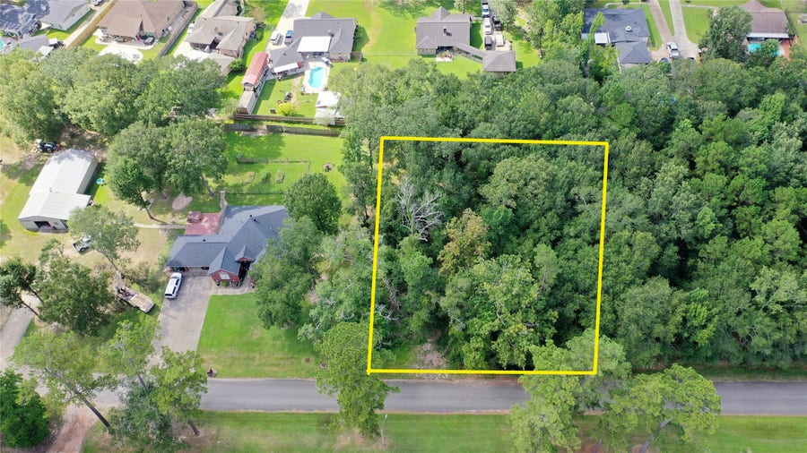 Property photo for 2210 Appian Way, New Caney, TX